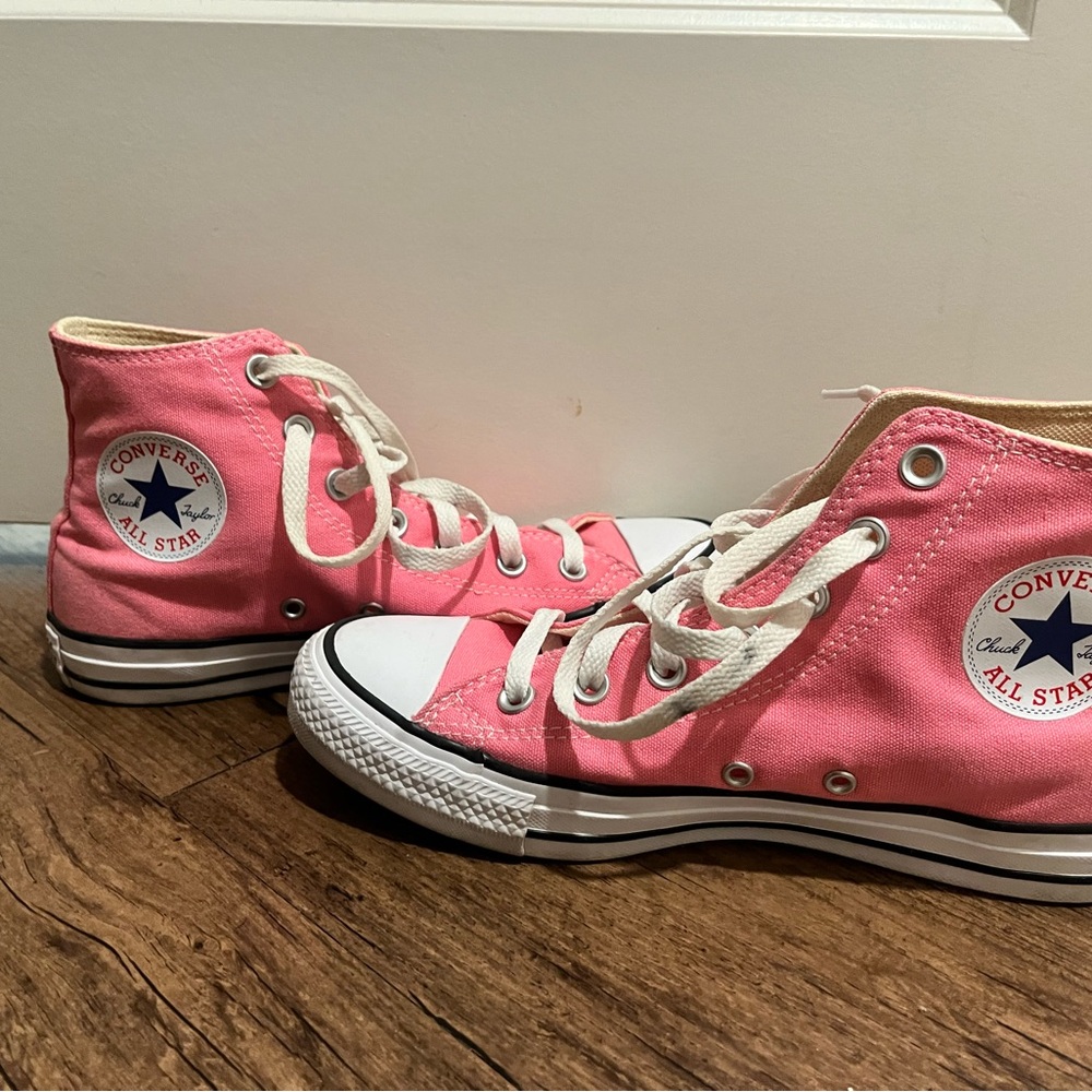 Converse Women’s High Top Sneakers - Pink